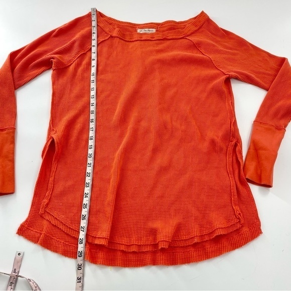 Free People Snowy Thermal in Heatwave Orange Oversized Lightweight Boho Top S - Picture 7 of 12